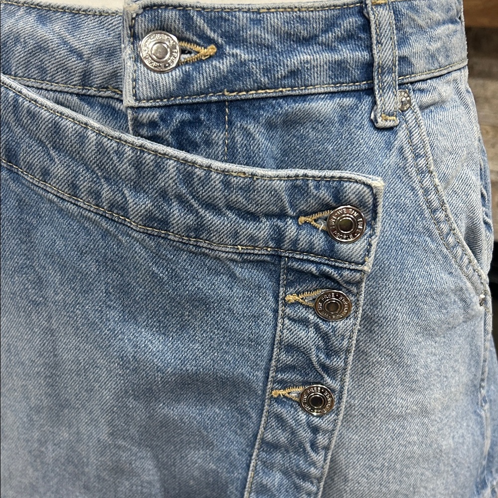 Free People Distressed Denim Mini Skirt with Asymmetrical Button Detail size 24 - Picture 4 of 8
